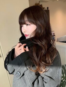 イコ 心斎橋(.ico) セミロングアンブレラカラーミニウルフショートウルフ前髪50代