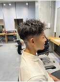 調布メンズスパイキーショートザクザクショートパーマ20代