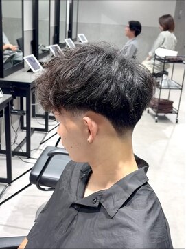 テクト バイアッシュ 吉祥寺店(Tect by Ash) 外人風フリンジカールテーパーフェードスペインカール