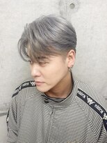 オーシャントーキョー ホワイト 原宿(OCEAN TOKYO WHITE)&nbsp;お客様スタイル前下がりセンターパートハイトーンカラー韓国ヘア