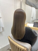 エクラートリアーラ 町田店(ECLART Reala) 柔らかく魅せる 明るめオリーブグレージュ