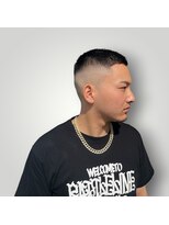 サンディーズ(Sandees)&nbsp;スキンフェードバズカット