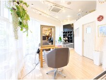 髪質改善サロン WE BE PARSLEY atre 川越店【ウィービーパセリアトレ】の雰囲気（キッズスペース完備でお子様連れのお客様も近くでゆったりと）