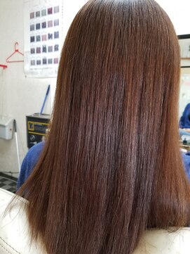 美容室 アカデミー -10歳の美髪サラサラヘア