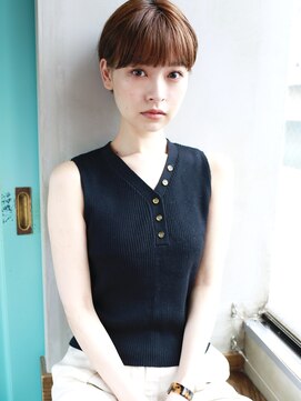 バース(BIRTH) 天神【BIRTH】フォギーベージュ×耳かけシンプルショート