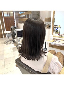 センスヘア(SENSE Hair) プツッとラインのロブ