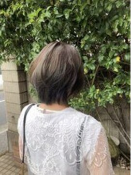 アクアマリン8810 ハチハチイチゼロ(AQUA MARINE 8810) デザインカラー/シルキーベージュ/グレージュカラー/北習志野