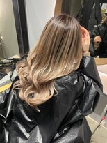 シンカ(thinka)&nbsp;バレイヤージュ/ブリーチ/ケアブリーチ/ダブルカラー/外国人風