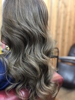 カットワークススリックバイフェローズ(CUT WORKS SLICK by fellows)&nbsp;シークレットハイライト  & ブルーグレー　脱白髪染　白髪ぼかし