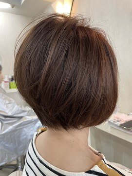 髪工房 ナチュラルシェイプ(natural shape) ラウンドボブ