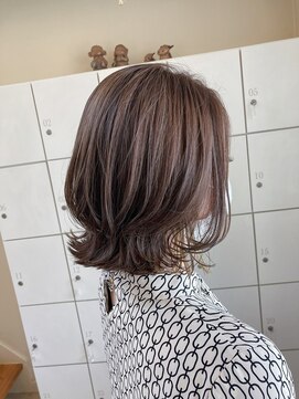 ヘアースペース ブイ(hair space V) 『nao』ハイライトベージュカラー