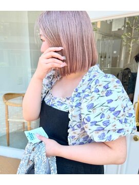 シュプール(SPUR) ハイトーンダブルカラー透明感ミルクティーピンクぱつっとボブ