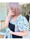 ハイトーンダブルカラー透明感ミルクティーピンクぱつっとボブ