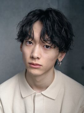 バイフィフス 原宿/表参道(by fifth) 30代センターパートシャドウパーマサーフカールルーズパーマ