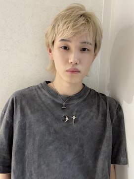 ユーフォリア 渋谷グランデ(Euphoria SHIBUYA GRANDE) ブロンドベージュ　ニュアンスカラー　ショートウルフ　MOMO