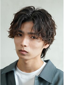 レタッチ バイ フィフス 天神大名(RETOUCH by fifth) 福岡天神ゆるめシャドウパーマメンズマッシュウルフカット緩め