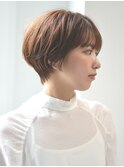 切りっぱなしショート・ボブ/絶壁解消/前髪なし/20代/30代/面長