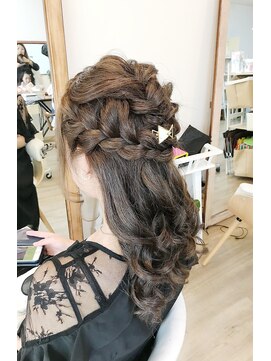 ロカット サロン(Roquat Salon) ハーフアップアレンジ【ブライダルヘアメイク　立川/立川南/袴】