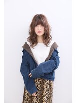 バズヘアー(BUZZ hair) おしゃれにキマる軽やかウェーブ