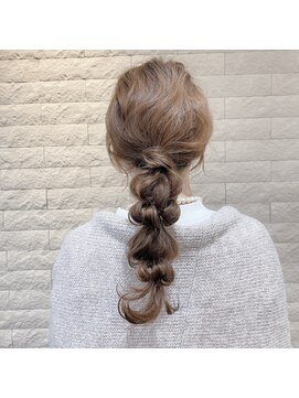 トータルビューティー クレド(TOTAL BEAUTY Credo byHAIR TIME) あみおろしアレンジ