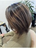 大人可愛いミディアム小顔ボブ30代40代50代
