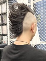 ココ 本八幡(KOKO)&nbsp;波巻きツイストスパイラルフェザーパーマ刈り上げセンターパート