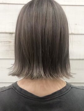 キラ 渋谷(KILLA) ☆ヘルシースタイル/ショコラアッシュ/ふんわりカール/KILLA原宿