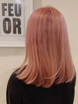 ウーヴリール 総社店(ouvrir) ぱっつんロブ×ハニーピンク