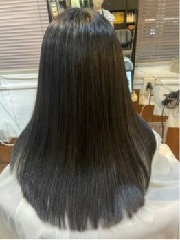 ライズ(Rise)の写真/髪や頭皮に優しいオーガニックを使用したノンジアミンカラーで、ダメージを抑えて艶のある仕上がりに