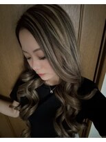 吉田美粧院 バレイヤージュ風ハイライト