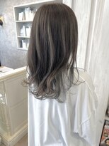 キャアリー(Caary)&nbsp;福山市Caaryグレージュインナーカラーロングレイヤー20代30代