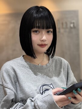 ジーナ 梅田茶屋町(Zina) 黒髪ボブ