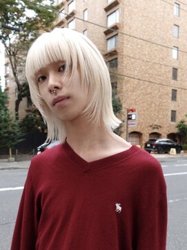 ユルク トウキョウ(jurk tokyo) ブリーチ1回で作るホワイトブロンド×ウルフカット／表参道