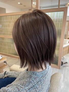 アドラーブル 長岡リップス旭岡店(adorable) 20代30代40代ストレート外ハネラベンダーベージュ