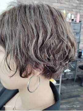 ロータス 川崎(LOTUS KAWASAKI) 春夏ショートカールスタイル