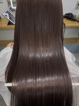 オアシス(oasis)の写真/ストレートもデザインも！やわらかで自然な質感が人気◎広がりを抑えつつ、トレンドのデザインへ♪