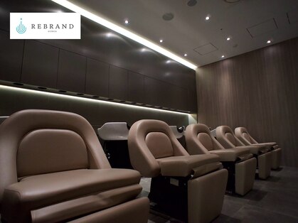 リブランド 銀座(REBRAND)の写真