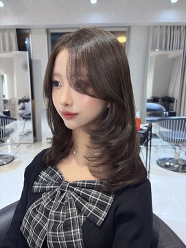 ユーフォリア 池袋東口駅前店(Euphoria) 【Euphoria MITSUKI】伸ばしかけでも可愛く☆ミディアムレイヤー