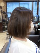 キャラ 池袋本店(CHARA)&nbsp;白髪ぼかしハイライト◎肩上内巻きボブ【池袋/ハイライト/ボブ】