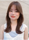 くびれミディアム/レイヤー/顔周り/小顔/ベージュ/20代30代