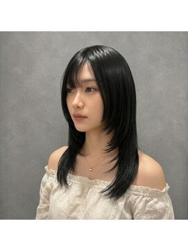 アッシュ 桜木町店(Ash) 桜木町/横浜/レイヤーカット/黒髪/艶髪