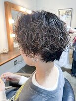 ビハインドザカーテン(BEHIND THE CURTAIN) 抜け感ショートパーマ×くせ毛風レイヤー