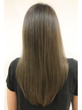 ウィロー(WILLOW) 【WILLOW】シークレットハイライト使用のハイベージュ(井下貴史)