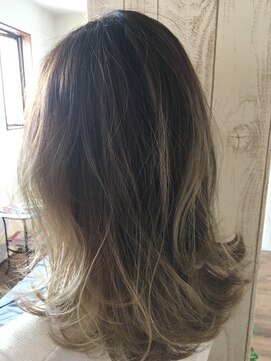 ヘアーレクスアリイ(Hair Lex Alii) Aｌｉｉ川合《#浜松カラー》グラデーションカラー