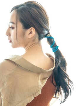 ヘアーサロン ラフリジー(Loufreasy) ★トレンドヘアアレンジ★低めポニーテールの紐アレンジ