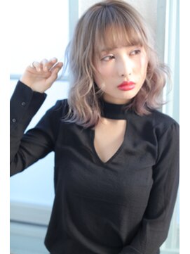 ジーナ 梅田(Zina) 【Zina 梅田】 ハイトーンフォギーベージュ×イメチェンパーマ