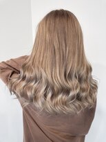 トゥルークリエイション 久喜(True Creation) ミルクティーホワイト