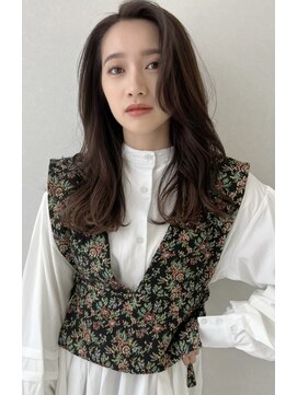 ソヨン 京都店(SOYON) 韓国風 前髪長めくびれ セミロング 艶カラー センターパート