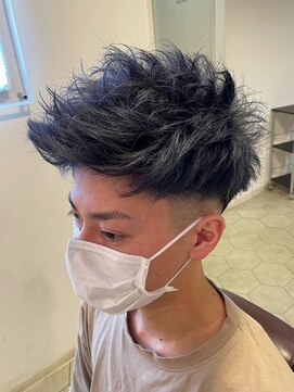 ルシードスタイルビーシャイン(LUCIDO STYLE B SHINE) 豊橋ビーシャイン★ブリーチ一回で出来る濃いめアッシュグレー