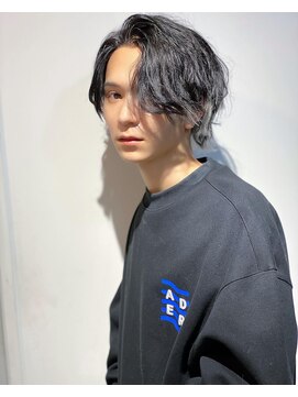 エイド 渋谷(aid) ウルフ　ダレるパーマ　ブルーブラック　襟足あり